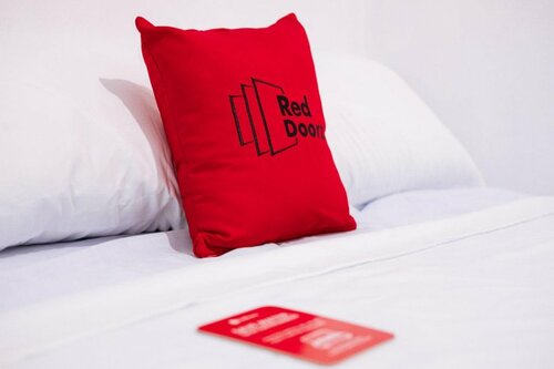Гостиница RedDoorz @ Calceta Street Cogon в Тагбиларане