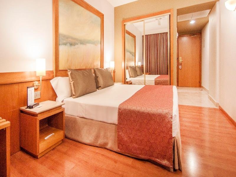 Фото Catalonia Majorica Hotel