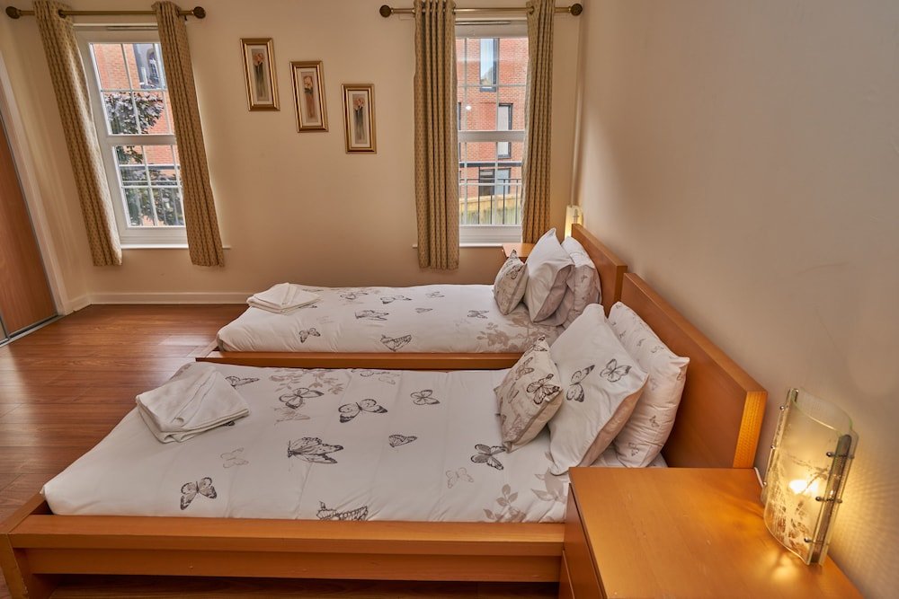 Фото Edinburgh Pearl Apartments - Dalry Gait