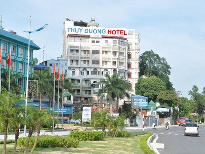 Гостиница Thuy Duong Ha Long Hotel - Hostel в Халонге
