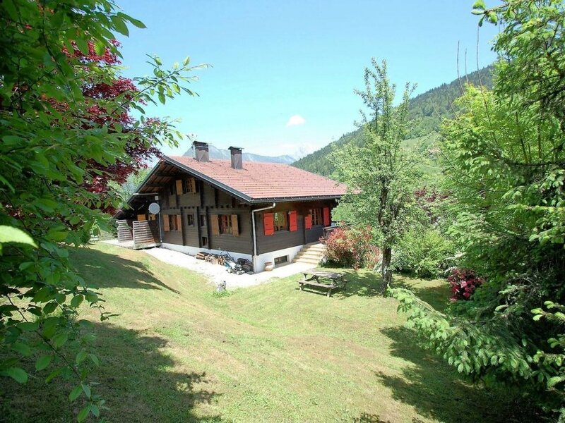 Гостиница Le Chalet des 3 Monts