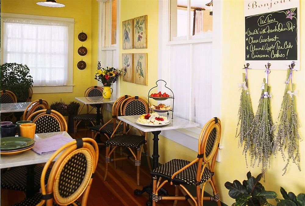 Фото Lavender, A Four Sisters Inn