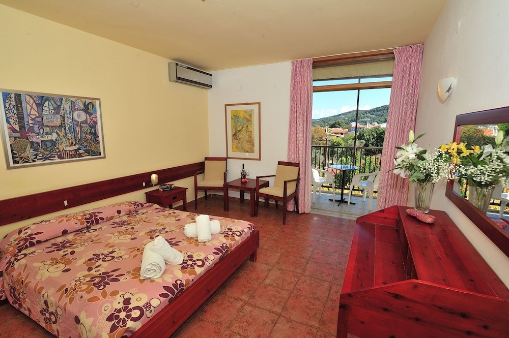 Фото Alkyon Hotel