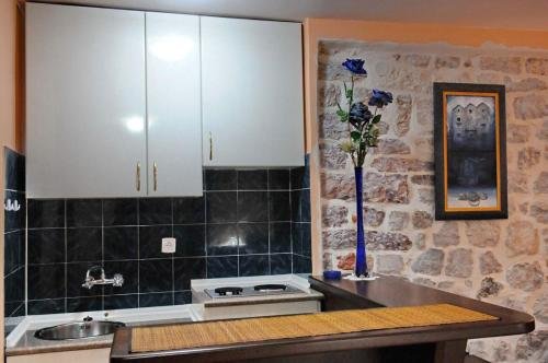 Фото D & Sons Apartments