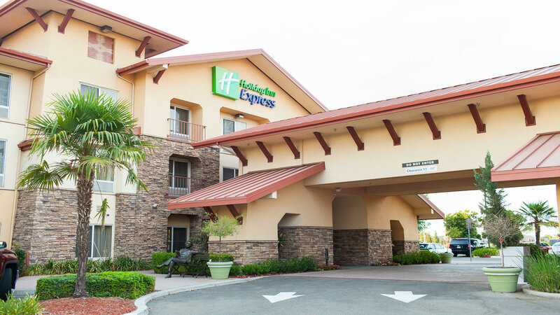 Гостиница Holiday Inn Express and Suites Turlock, an Ihg Hotel