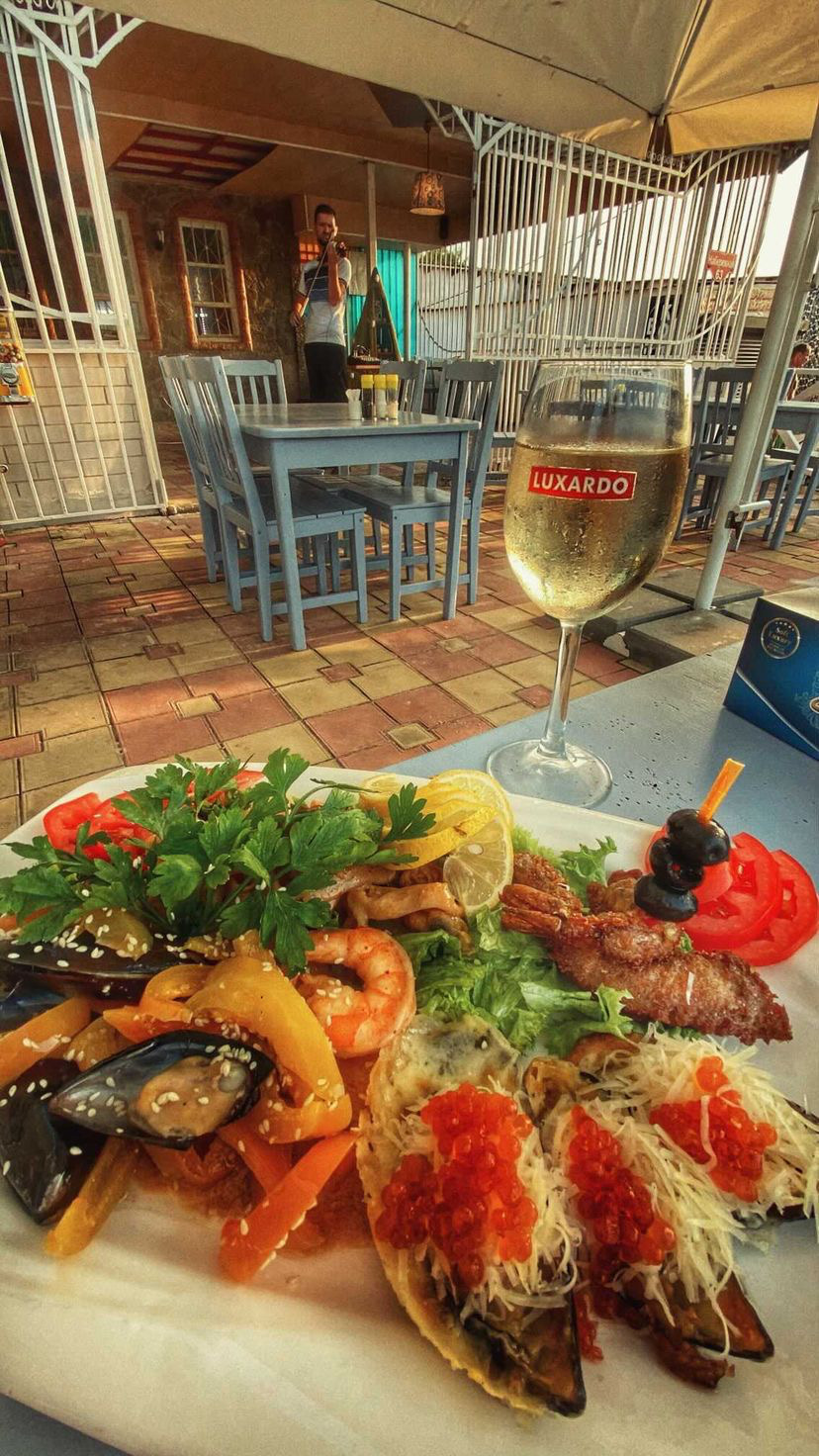 Фото Мон Плейзир