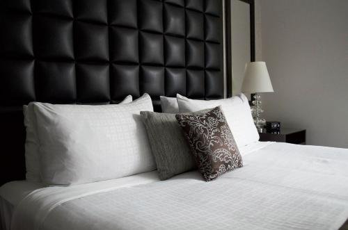 Фото Distrikt Hotel New York City, Tapestry Collection by Hilton