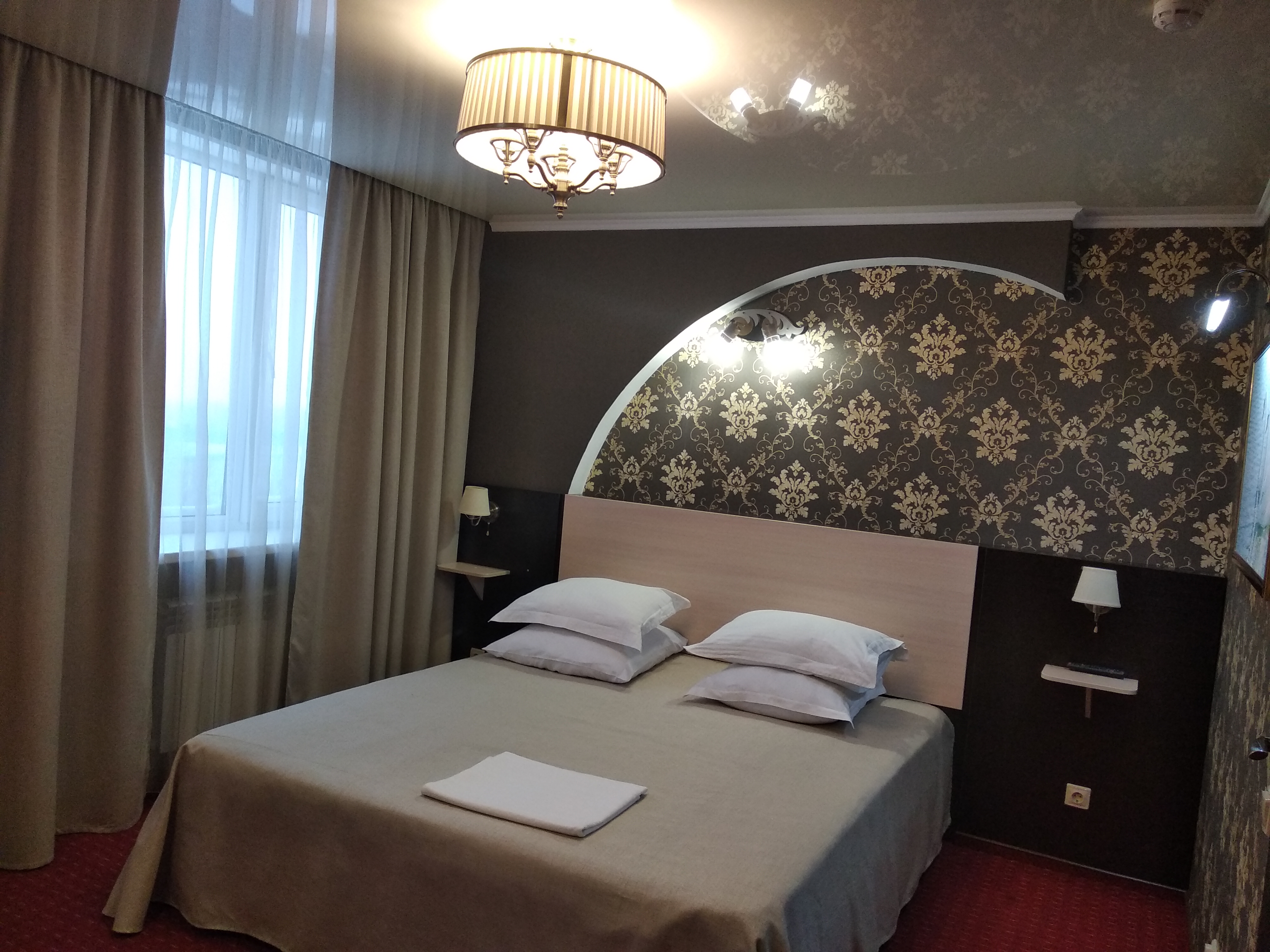 Фото отеля 1