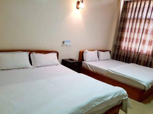 Фото Man Thi Tar Hotel