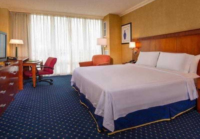 Фото Generator Washington Dc