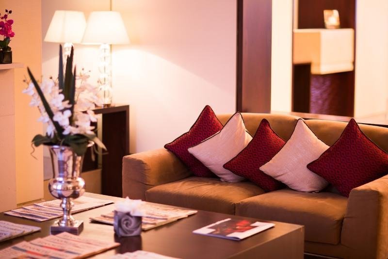 Фото Park City Grand Plaza Kensington