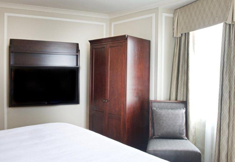 Фото Marriott Syracuse Downtown