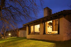 La Corte de Lugas (Comunidad Autònoma de Cataluña, Tarragona, Calle S), hotel