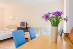 Cozy apartments near Olympic Stadium (Velyka Vasylkivska Street, 71), short-term housing rental