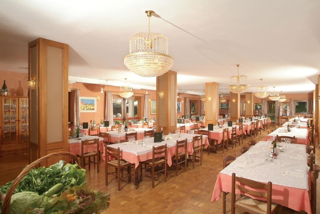 Фото Albergo Monteverde