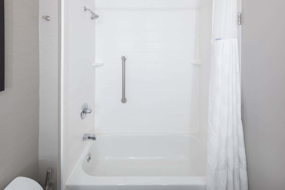 Фото Wingate by Wyndham Columbus