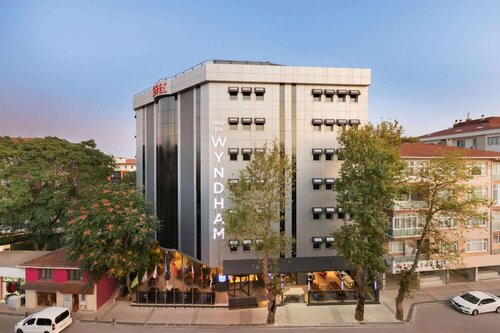 Гостиница Tryp by Wyndham Istanbul Sancaktepe в Санджактепе