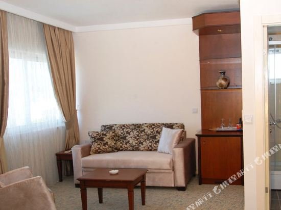 Фото Отель Buyuk Anadolu Girne