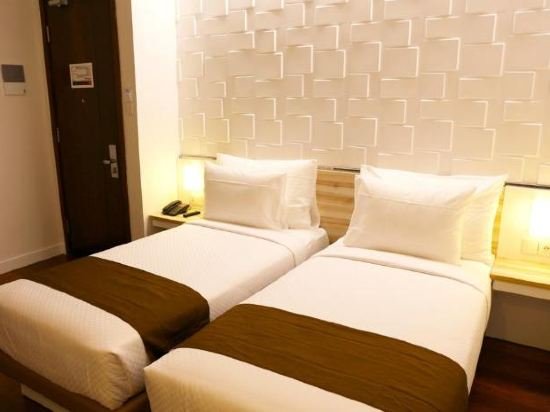 Фото The Alimar Hotel