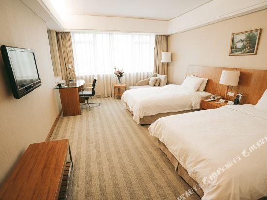 Фото Sovereign Hotel