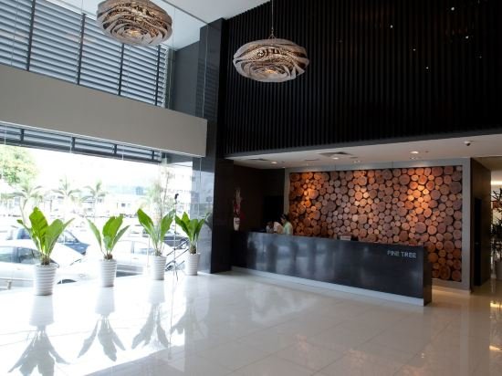 Фото Pinetree Hotel