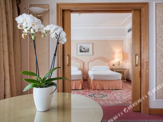 Фото Royal Hotel Carlton