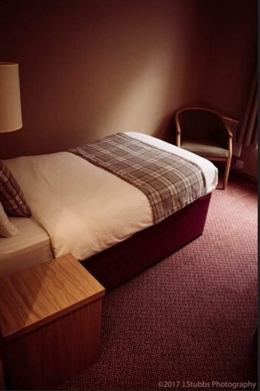 Фото Loch Long Hotel