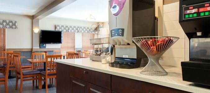 Фото Comfort Inn & Suites