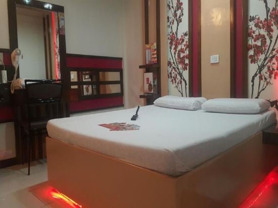 Фото Hotel Sogo Quezon Avenue