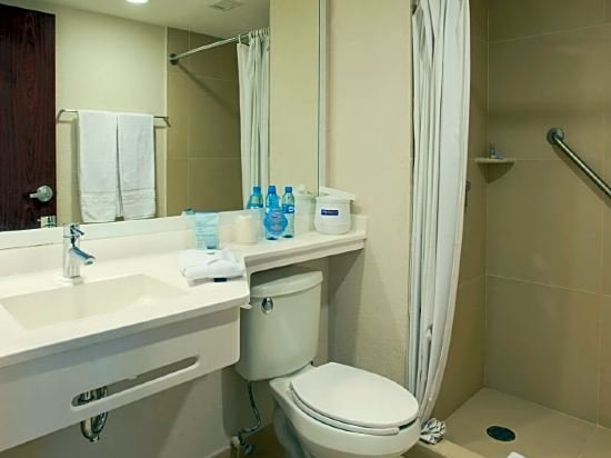 Фото City Express by Marriott Tampico