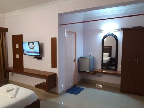 Фото Mourya Lords Inn, Kurnool