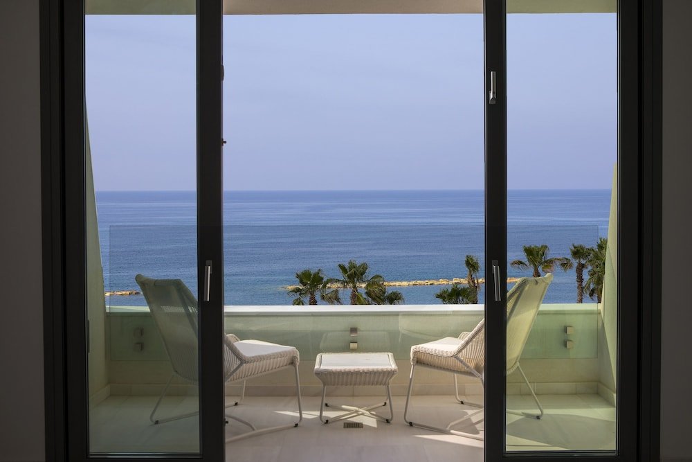 Фото Parklane, a Luxury Collection Resort & SPA, Limassol