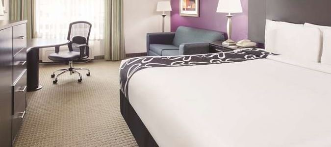 Фото Comfort Inn & Suites Cedar Hill Duncanville