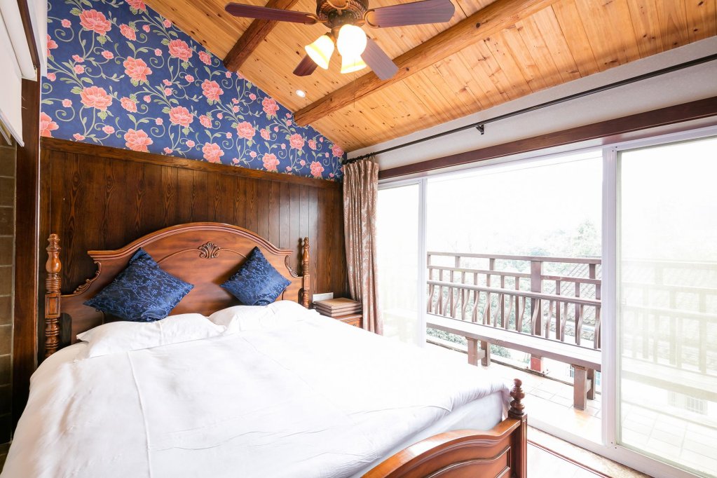 Фото Westlake Hostel Man Juelong branch