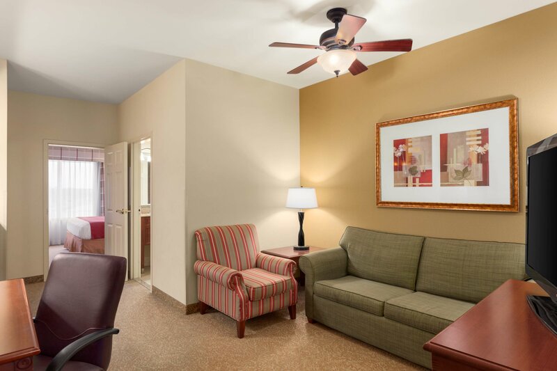Country Inn & Suites by Radisson, Harrisburg at Union Deposit Road, Pa
