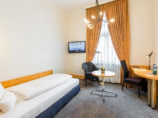 Фото Dom Hotel Limburg