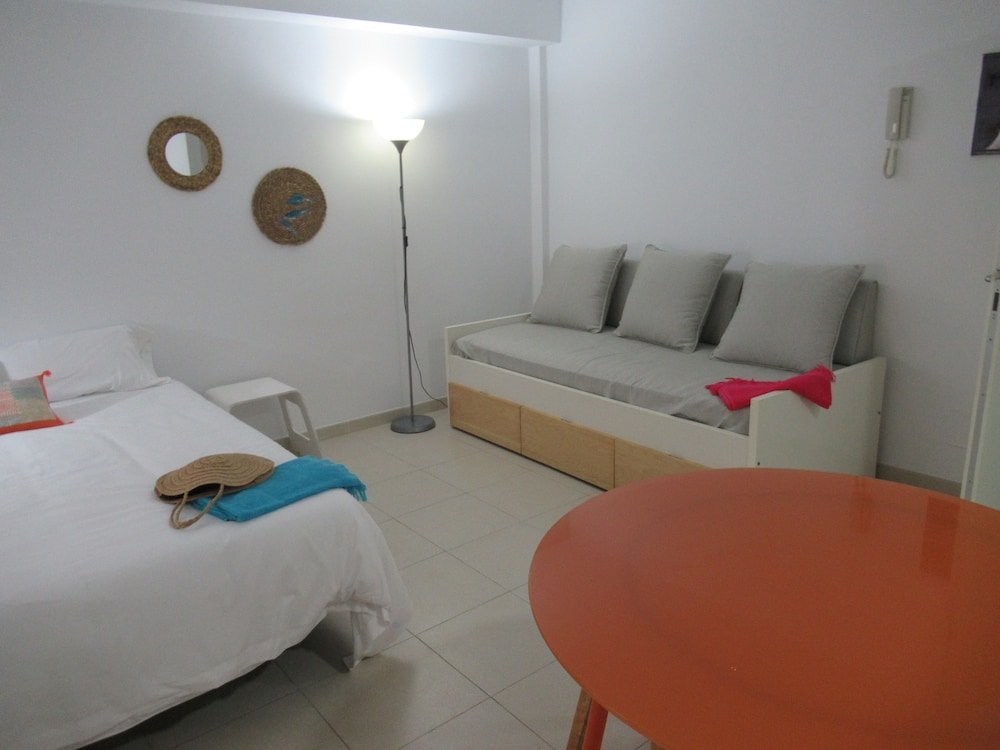 Фото Estudio a 25 metros playa Canteras - Wifi