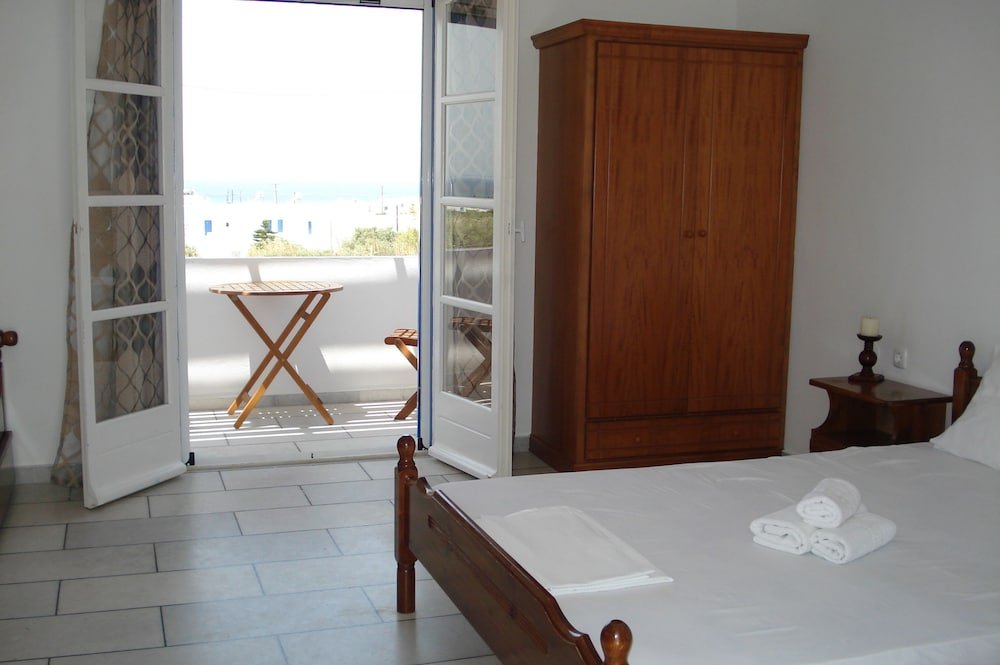 Фото Maria's Rooms & Studios