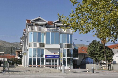 Гостиница Apartments & Rooms Villa Maslina в Трогире