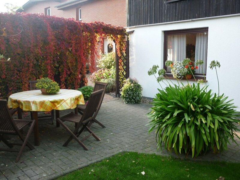 Жильё посуточно Elegant Apartment in Groß Kordshagen With Garden