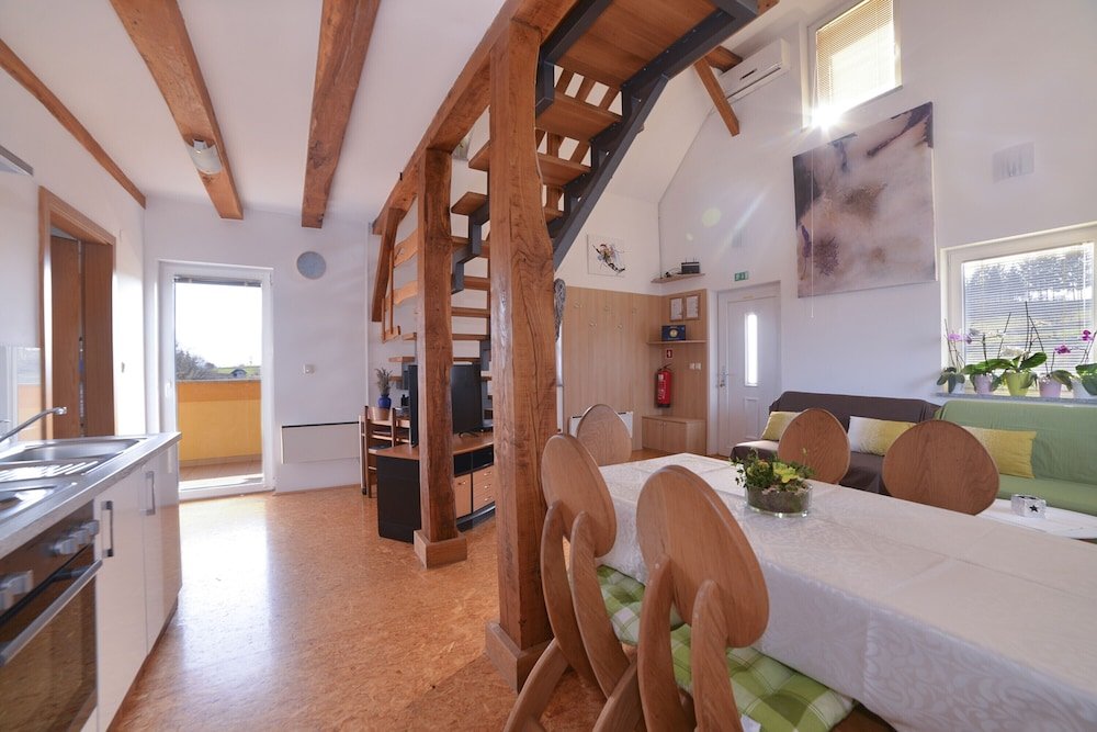 Фото Apartments Vinska Trta