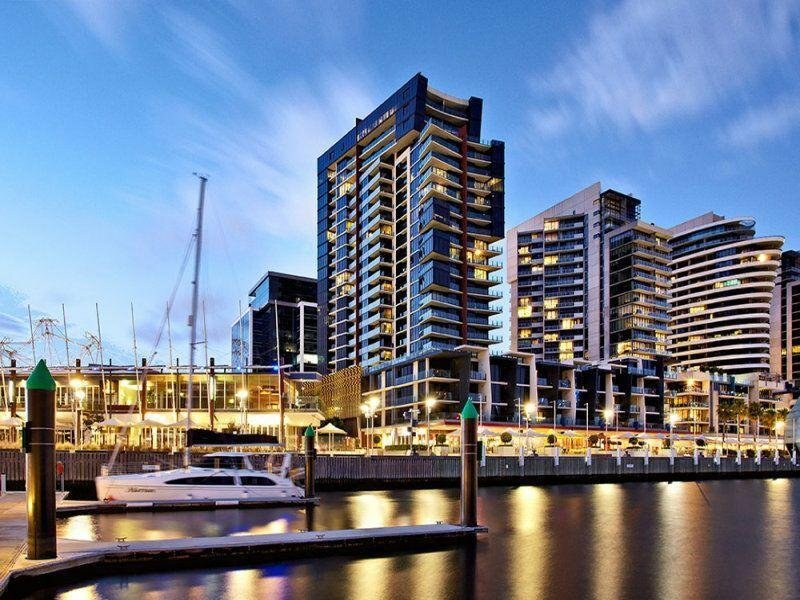 Гостиница Akom At Docklands в Мельбурне
