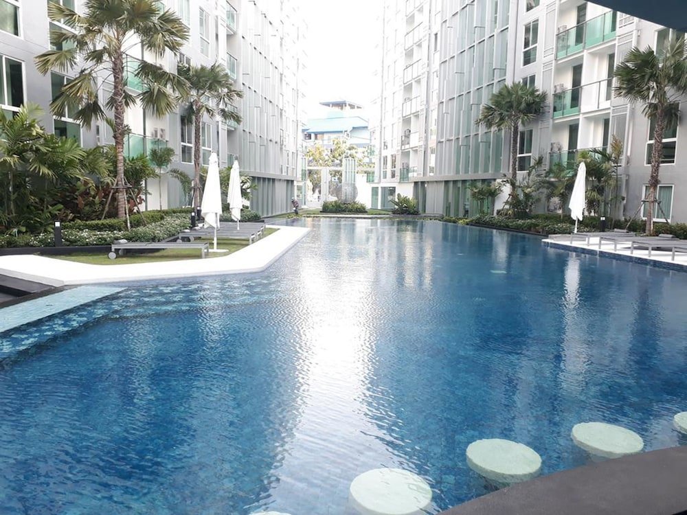Фото City Center Residence by Pattaya Sunny Rentals