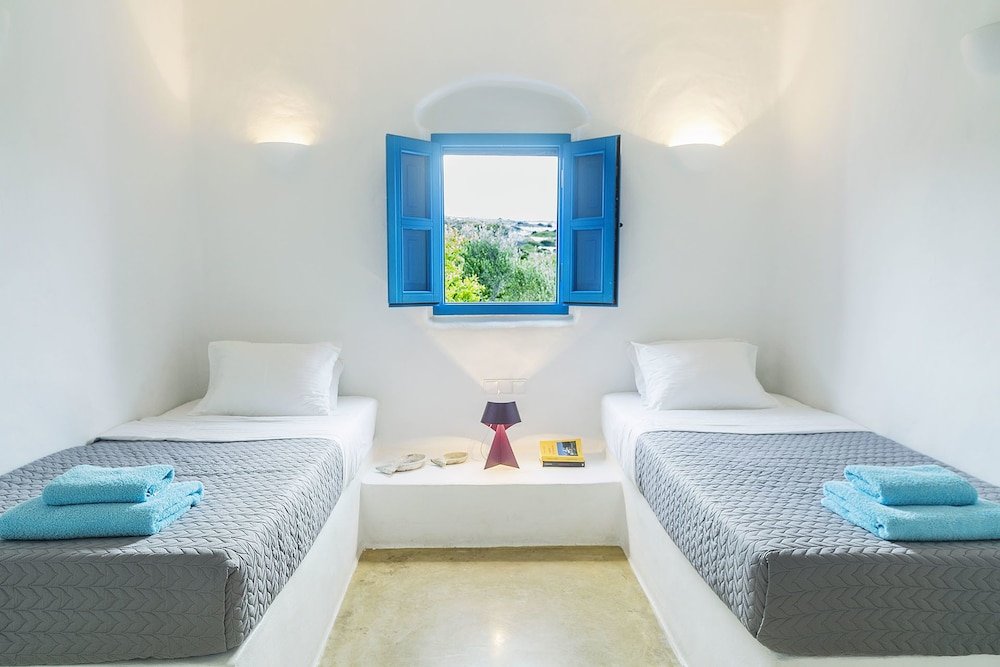 Фото My Island Home