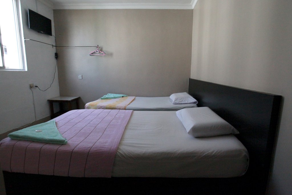 Фото Mandarin Hotel Kuching