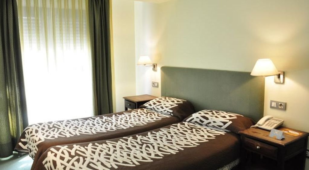 Фото Отель Aston