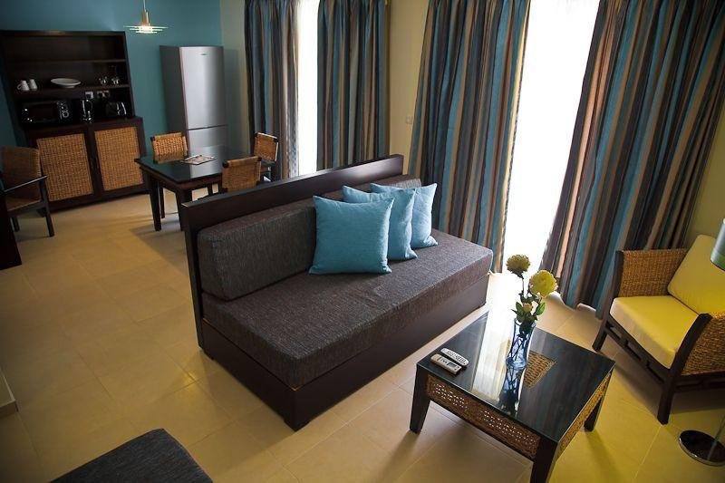 Фото Labranda Rocca Nettuno Suites