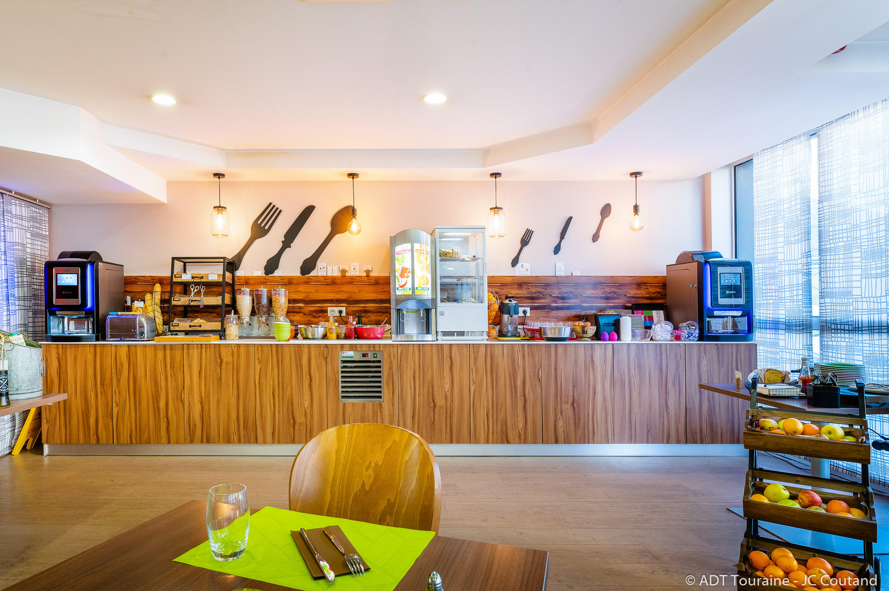 Фото Ibis Styles Tours Centre