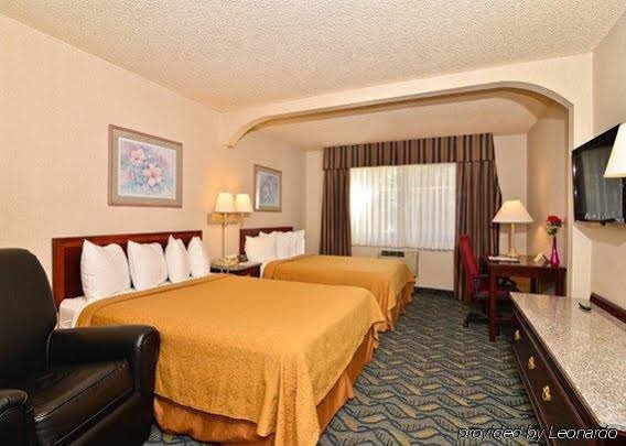 Фото Quality Inn & Suites Walnut - City of Industry