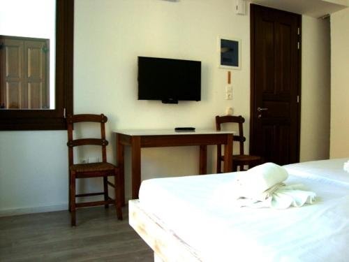 Фото Creta Seafront Residences